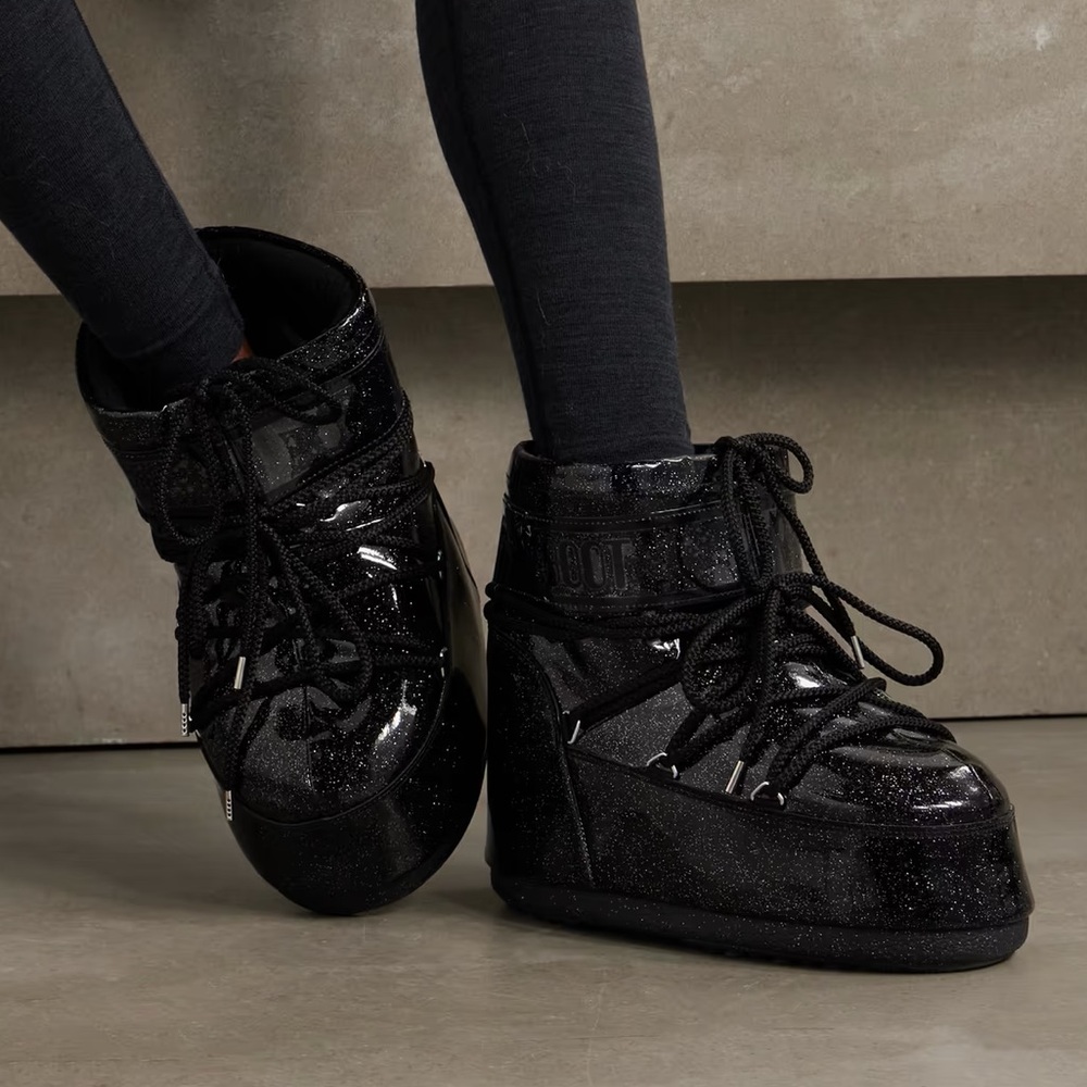 moon boot icon low glitter black snow boots